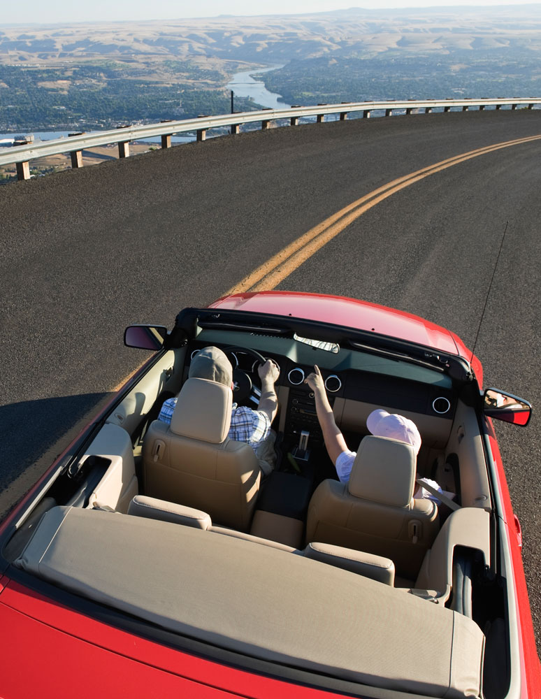 Young caucasian couple on a road trip in their con 2021 08 28 23 39 38 utc.jpg